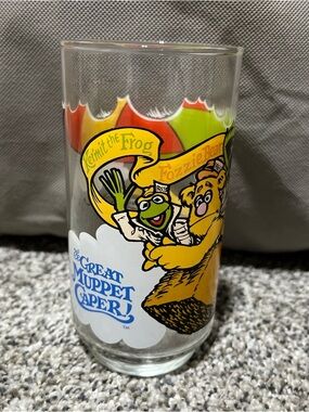 1981 MCDONALDS THE GREAT MUPPET CAPER GLASS GONZO FOZZY KERMIT BALLON JIM HENSON